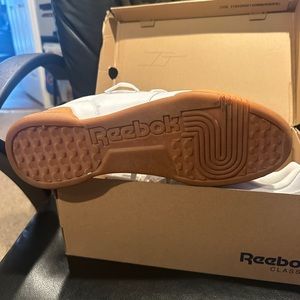 Like new Reebok